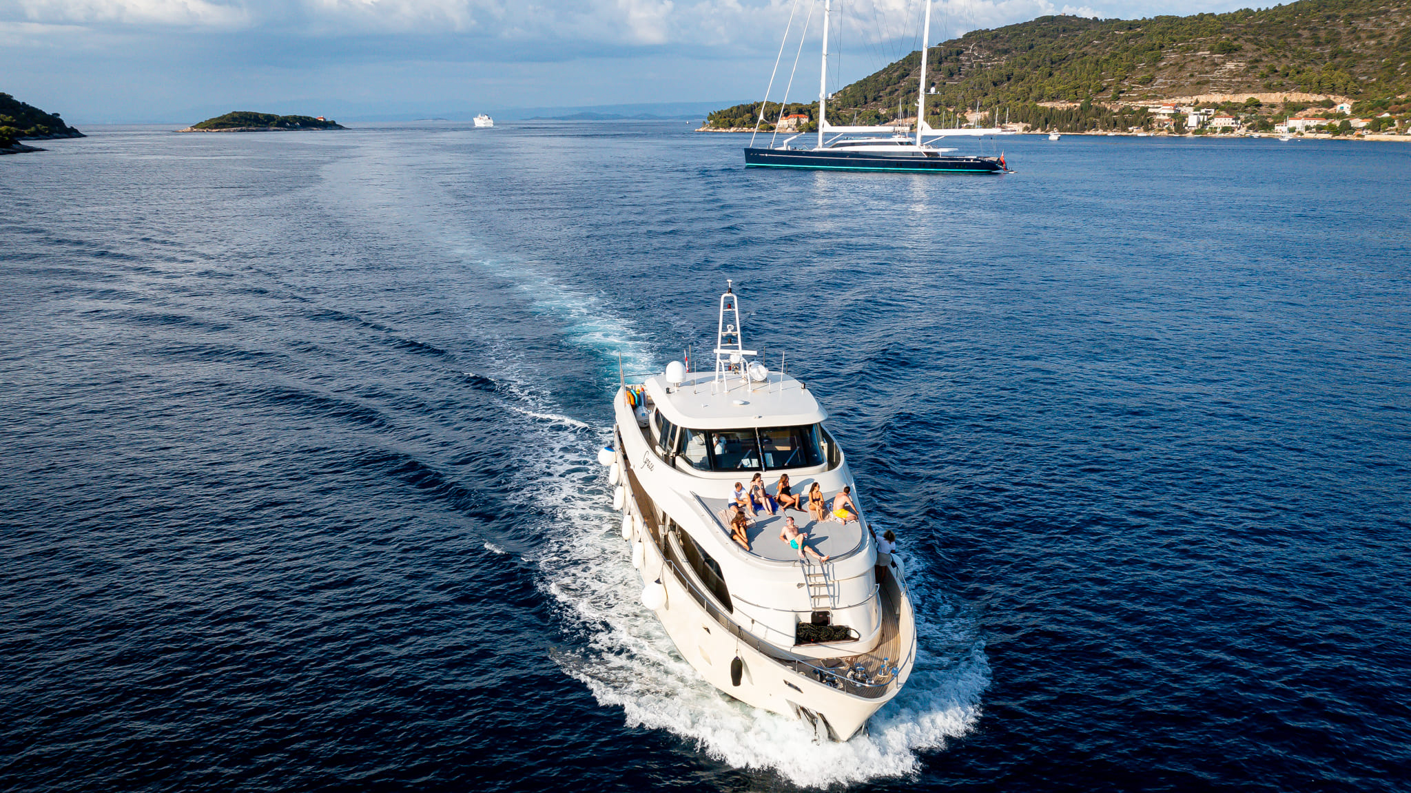 Swimming from the stern
